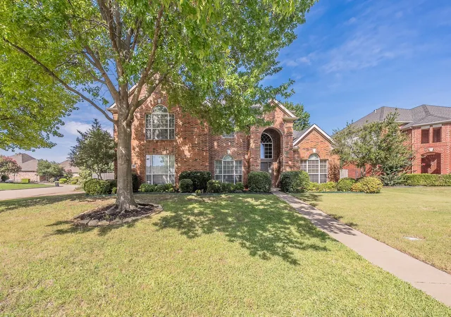 Photo 3 of Single family home for sale at 3001 Saint Lynda Dr, Mansfield, TX 76063 | MLS# 21260785 | Listing updated on 2026-10-07