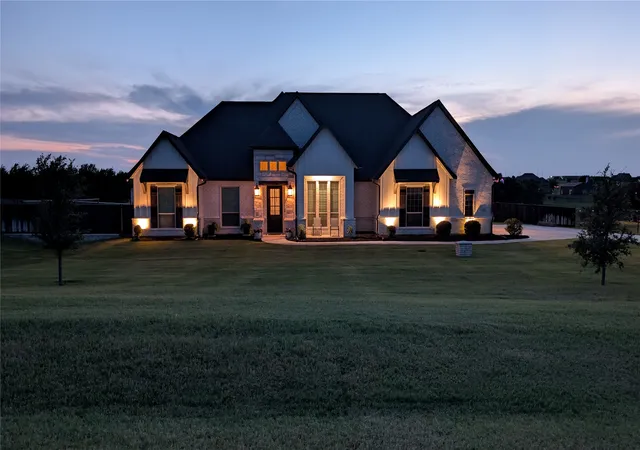 Photo 3 of Single family home for sale at 1107 Pioneer Xing, Weatherford, TX 76088 | MLS# 21313929 | Listing updated on 2026-08-22
