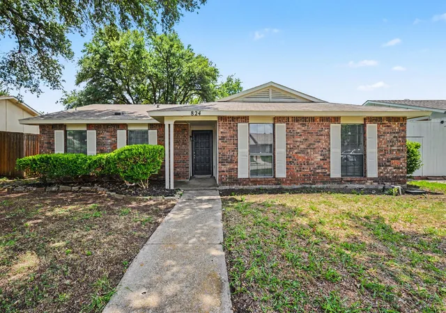 Homes for sale in Plano, TX | 824 Grand Teton Dr, Plano, TX 75023 | MLS# 21319364