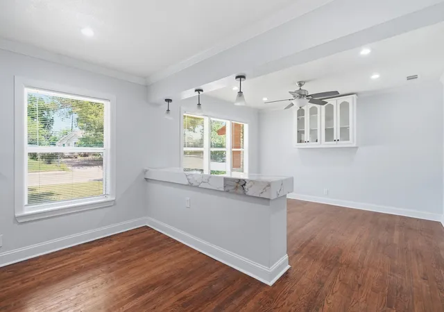 4th image of 2626 Crest Ave, Dallas, TX 75216 | MLS# 21319542