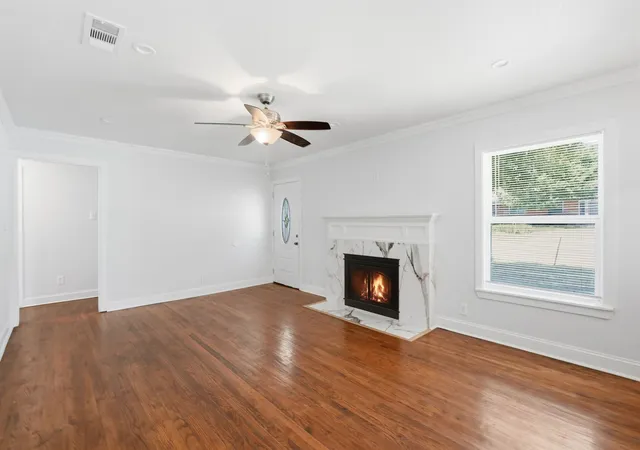 5th image of 2626 Crest Ave, Dallas, TX 75216 | MLS# 21319542