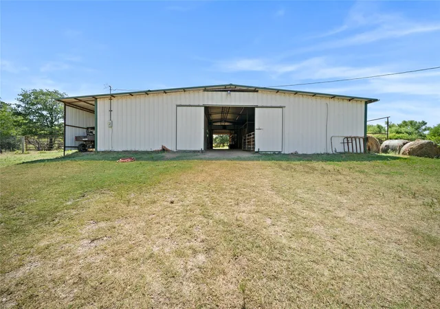 1st image of 14643 County Road 4060, Scurry, TX 75158 | MLS# 21317072