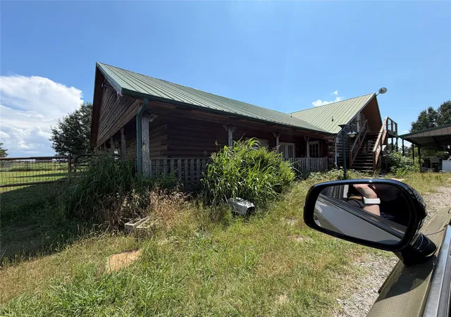 Homes for sale in Whitesboro, TX | 1343 Gunter Rd, Whitesboro, TX 76273 | MLS# 21319565