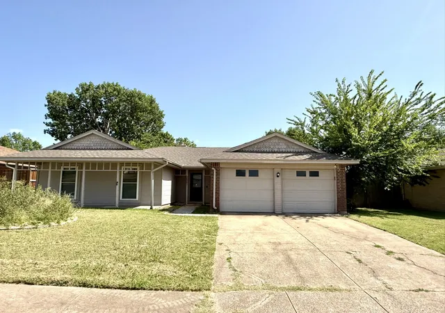 Photo 1 of Single family home for sale at 2661 Berkshire Ln, Grand Prairie, TX 75052 | MLS# 21294808 | Listing updated on 2026-08-24