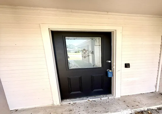 Photo 3 of Single family home for sale at 2661 Berkshire Ln, Grand Prairie, TX 75052 | MLS# 21294808 | Listing updated on 2026-08-24