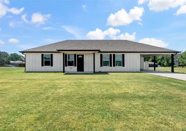 Homes for sale in Paris, TX | 23 Pr 43794, Paris, TX 75462 | MLS# 21319615