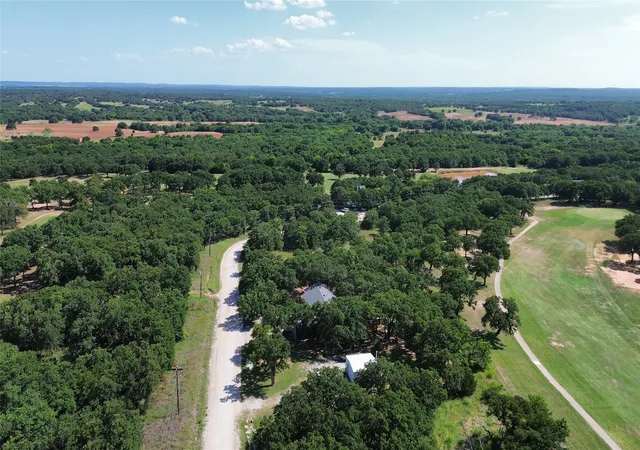 35th image of 151 Country Club Dr, Nocona, TX 76255 | MLS# 21319592