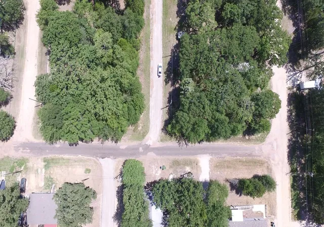 Photo 3 of Land for sale at 0 Mustang Dr, Mabank, TX 75156 | MLS# 21319631 | Listing updated on 2026-09-30
