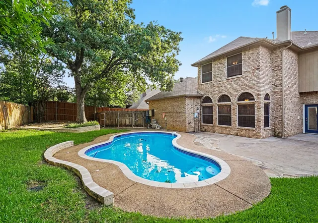 Photo 1 of Single family home for sale at 8017 Arlie Ln, North Richland Hills, TX 76182 | MLS# 21318922 | Listing updated on 2026-08-26