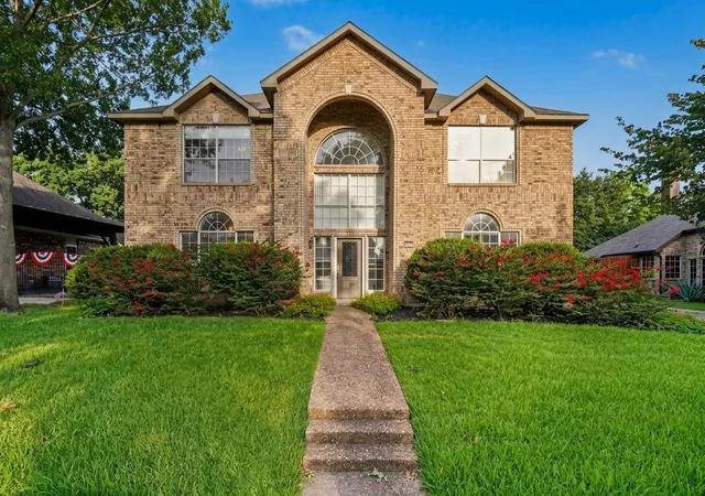 Photo 3 of Single family home for sale at 8017 Arlie Ln, North Richland Hills, TX 76182 | MLS# 21318922 | Listing updated on 2026-10-08