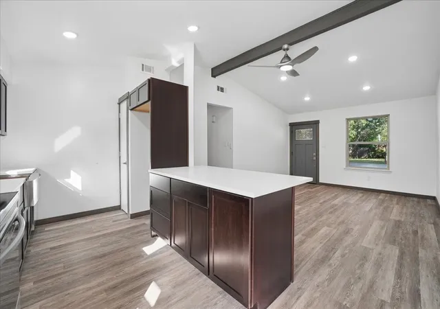 5th image of 5701 Guildwood Dr, Arlington, TX 76017 | MLS# 21319625