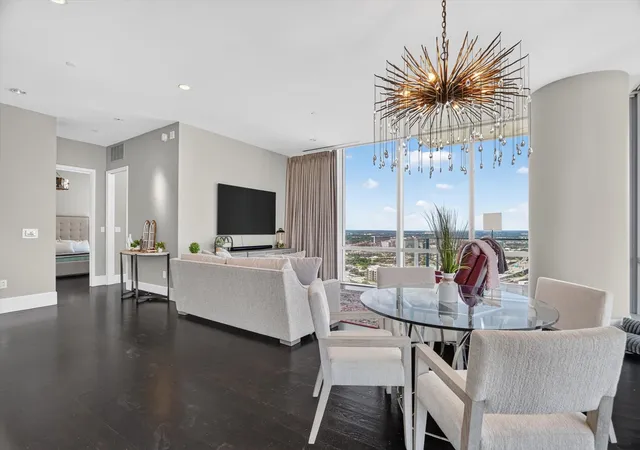 3rd image of Omni Residences, Fort Worth, TX 76102