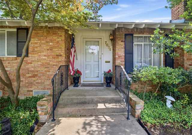 Photo 2 of Sale Pending at 7034 Cornelia Ln, Dallas, TX 75214 | MLS# 21297903 | Listing updated on 2026-07-08