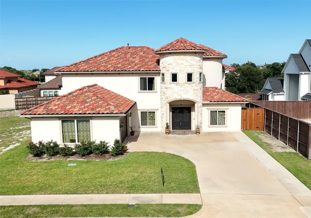 Homes for sale in Richardson, TX | 2908 Yaseen Dr, Richardson, TX 75082 | MLS# 21319765