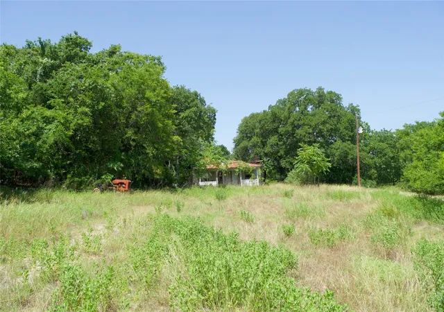 Photo 4 of Land for sale at 2492 Fm 922, Forestburg, TX 76239 | MLS# 21309881 | Listing updated on 2026-08-31
