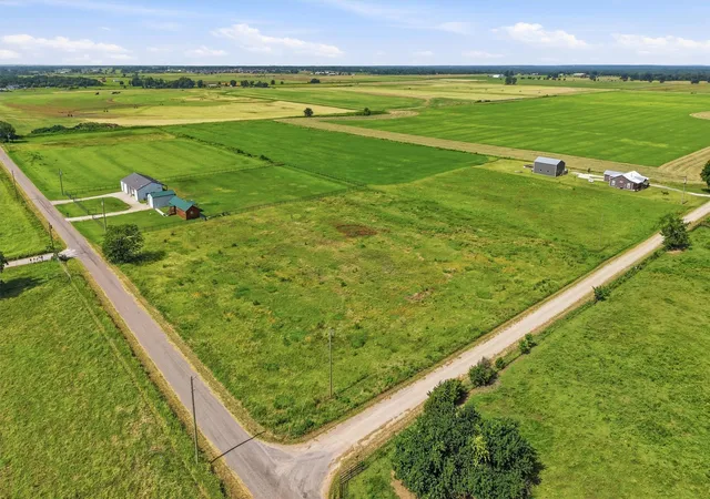 Photo 1 of Land for sale at Lot 2 Dawkins Rd, Collinsville, TX 76233 | MLS# 21315409 | Listing updated on 2026-07-08