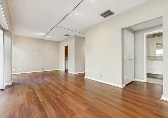 Homes for sale in Dallas, TX | 6211 W Northwest Hwy #G113, Dallas, TX 75225 | MLS# 21314849