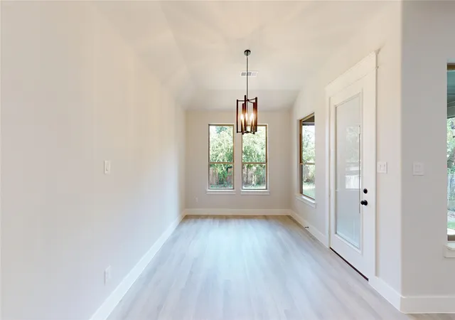 Photo 3 of Single family home for sale at 5624 Hiett Ct, Fort Worth, TX 76112 | MLS# 21319702 | Listing updated on 2026-10-07