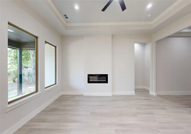 Photo 4 of Single family home for sale at 5624 Hiett Ct, Fort Worth, TX 76112 | MLS# 21319702 | Listing updated on 2026-10-07