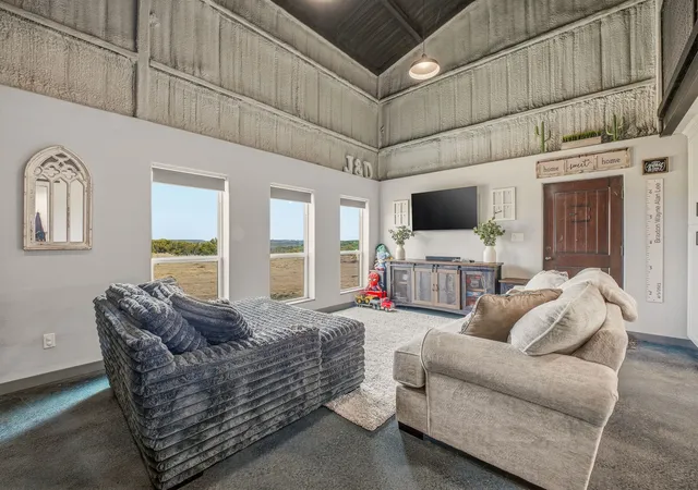 Photo 4 of Single family home for sale at 4755 Buffalo Ridge Dr, Stephenville, TX 76401 | MLS# 21319543 | Listing updated on 2026-09-28