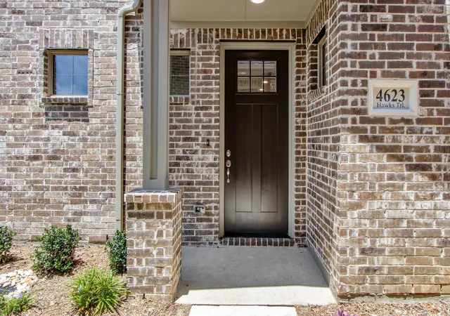 Photo 3 of Townhouse for sale at 4623 Hawks Trl, Little Elm, TX 75068 | MLS# 21319870 | Listing updated on 2026-10-05