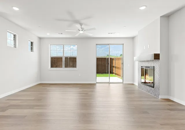 Photo 3 of Townhouse for sale at 4623 Hawks Trl, Little Elm, TX 75068 | MLS# 21319870 | Listing updated on 2026-10-05