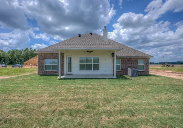 Homes for sale in Bossier City, LA | 275 Ferry Lake Dr, Bossier City, LA 71111 | MLS# 21318633
