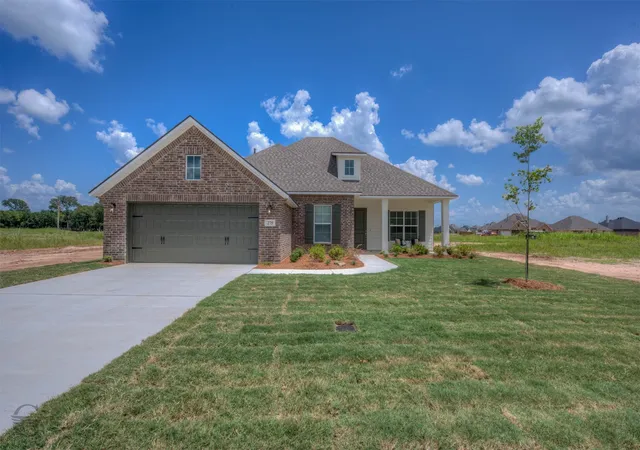 Homes for sale in Bossier City, LA | 275 Ferry Lake Dr, Bossier City, LA 71111 | MLS# 21318633