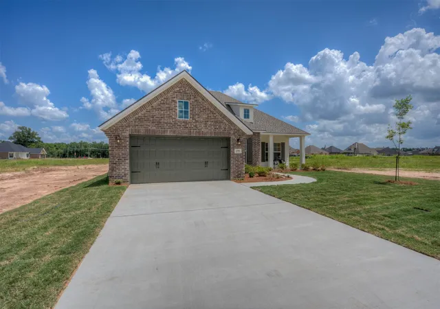 Homes for sale in Bossier City, LA | 275 Ferry Lake Dr, Bossier City, LA 71111 | MLS# 21318633
