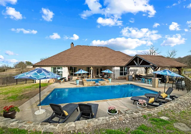 Photo 2 of Single family home for sale at 128 E Remuda Ct, Fort Worth, TX 76108 | MLS# 21319936 | Listing updated on 2026-10-06