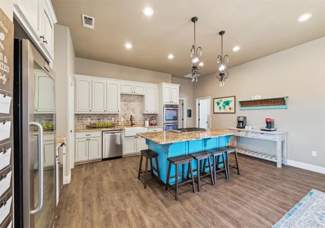 Photo 3 of Single family home for sale at 128 E Remuda Ct, Fort Worth, TX 76108 | MLS# 21319936 | Listing updated on 2026-10-06