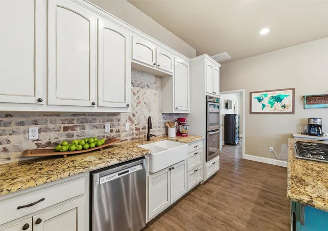 Photo 4 of Single family home for sale at 128 E Remuda Ct, Fort Worth, TX 76108 | MLS# 21319936 | Listing updated on 2026-10-06