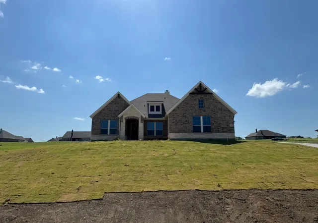 Homes for sale in Van Alstyne, TX | 711 Water Side Dr, Van Alstyne, TX 75495 | MLS# 21317160