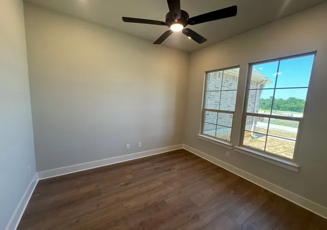 Homes for sale in Van Alstyne, TX | 711 Water Side Dr, Van Alstyne, TX 75495 | MLS# 21317160