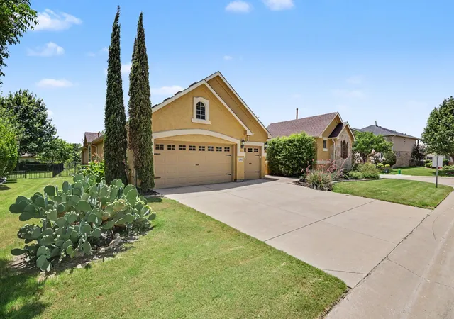 Homes for sale in Denton, TX | 12013 Lockhart Ct, Denton, TX 76207 | MLS# 21319951