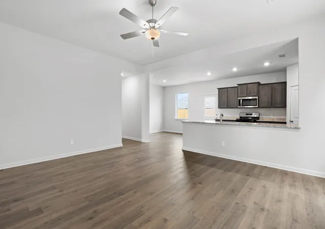 Photo 4 of Sale Pending at 1325 Helca Dr, Fort Worth, TX 76140 | MLS# 21320009 | Listing updated on 2026-07-27