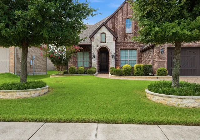 Photo 1 of Single family home for sale at 2814 Spring Creek Trl, Prosper, TX 75078 | MLS# 21319245 | Listing updated on 2026-07-08
