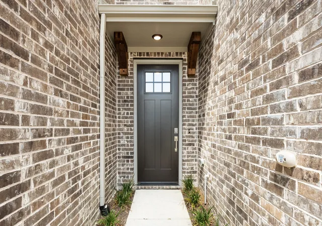 Photo 2 of Single family home for sale at 4631 Hawks Trl, Little Elm, TX 75068 | MLS# 21319914 | Listing updated on 2026-10-05