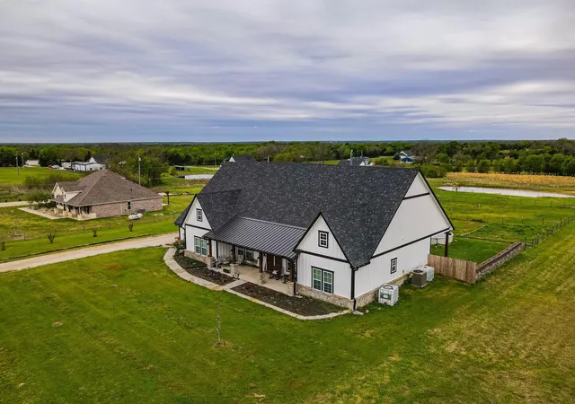 Homes for sale in Celeste, TX | 4886 County Road 1037, Celeste, TX 75426 | MLS# 21319944