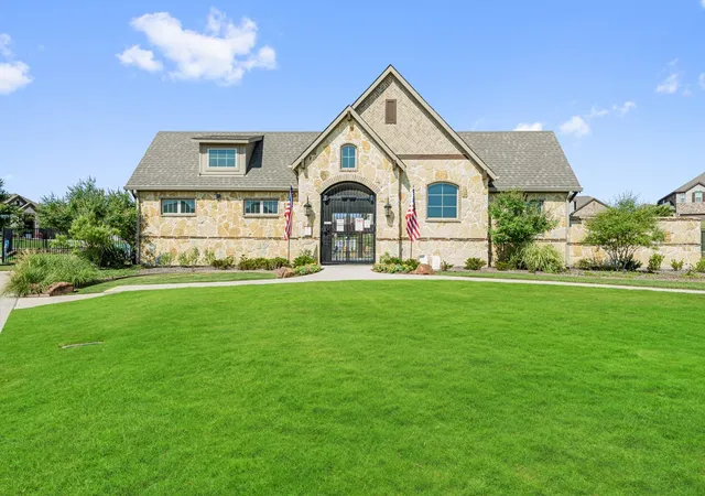 Homes for sale in Justin, TX | 1012 Butterfly Ln, Justin, TX 76247 | MLS# 21320049
