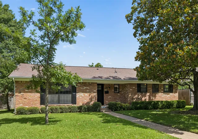 Homes for sale in Dallas, TX | 6225 N Jim Miller Rd, Dallas, TX 75228 | MLS# 21315283