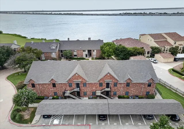 Photo 2 of Condo for sale at 1805 Signal Ridge Pl #1805, Rockwall, TX 75032 | MLS# 21320058 | Listing updated on 2026-08-24