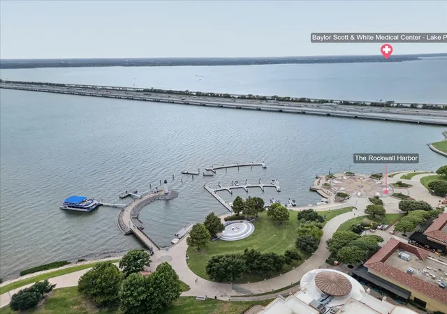 Listing Photo 4 - Condo for sale in building located at 1805 Signal Ridge Pl, Rockwall, TX 75032 - Unit #1805
