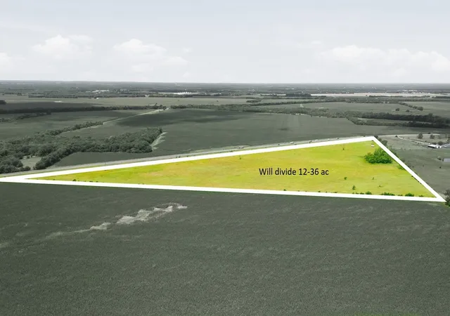 Photo 1 of Land for sale at Lot 3 Hwy 69, Whitewright, TX 75491 | MLS# 21318175 | Listing updated on 2026-07-14