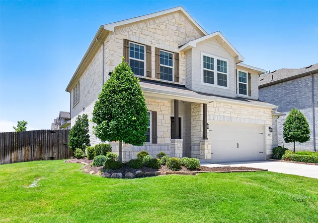Photo 2 of Single family home for sale at 2020 Bronte Dr, Forney, TX 75126 | MLS# 21317824 | Listing updated on 2026-10-03