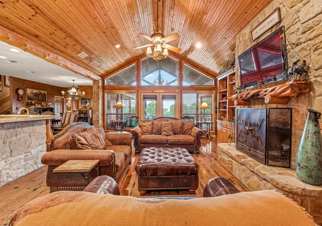 Photo 3 of Single family home for sale at 475 Magic Vly, Bluff Dale, TX 76433 | MLS# 21320202 | Listing updated on 2026-08-25
