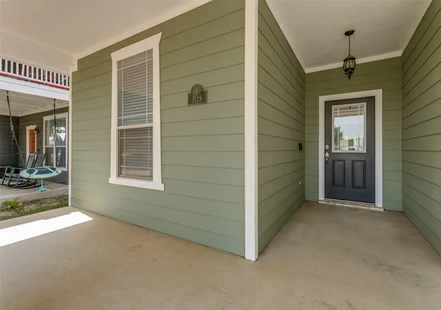 Photo 3 of Single family home for sale at 9128 Greene Dr, Aubrey, TX 76227 | MLS# 21319079 | Listing updated on 2026-08-25