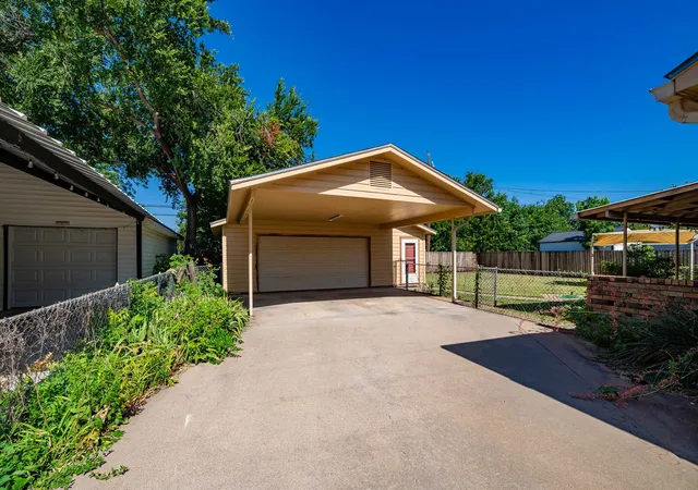 Homes for sale in Abilene, TX | 1758 Mccraken St, Abilene, TX 79602 | MLS# 21319368