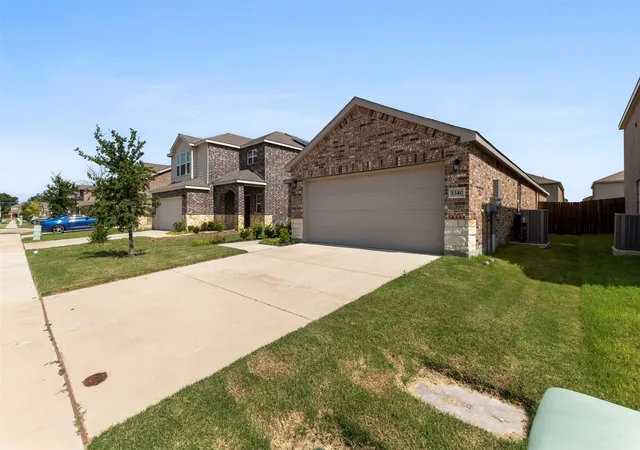 Photo 3 of Single family home for sale at 1340 Panorama Dr, Forney, TX 75126 | MLS# 21314991 | Listing updated on 2026-08-27