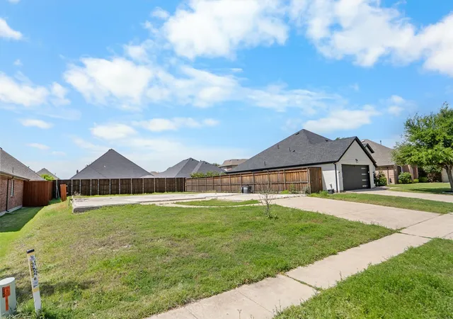 Homes for sale in Little Elm, TX | 3042 Lakefield Dr, Little Elm, TX 75068 | MLS# 21317240